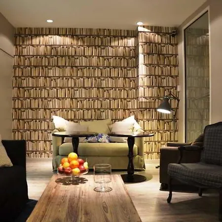 America Hotel 4*