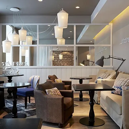 Hotel America